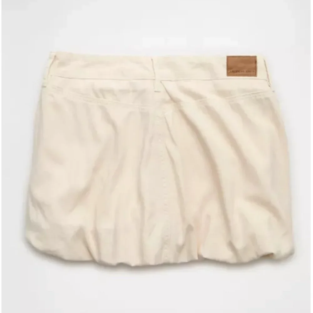 American Eagle Skort Stretch Bubble Mini Mid-Rise Skirt in Cream Beige Size 10 - Picture 11 of 11